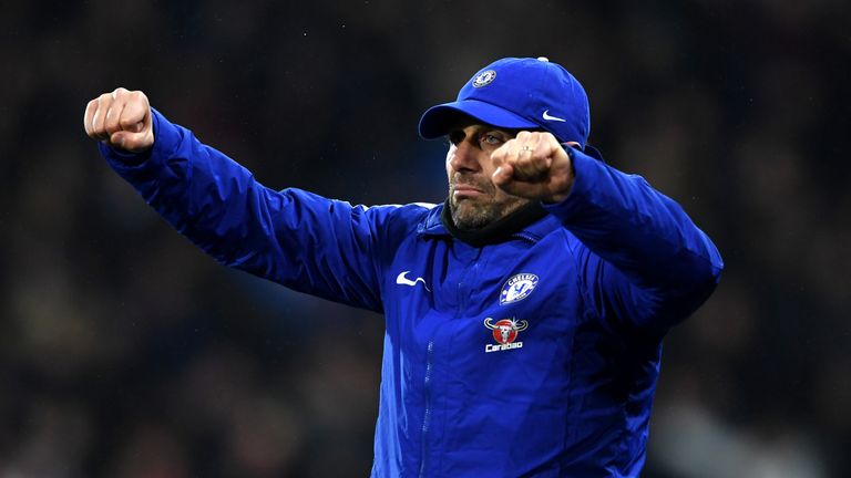 HUDDERSFIELD, ENGLAND - DECEMBER 12:  Antonio Conte, Manager of Chelsea celebrates the 3rd Chelsea goal during the Premier League match between Huddersfiel