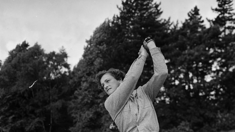 American golfer Babe Zaharias (1914 - 1956) practices on the couse at Sunningdale.   (Photo by Central Press/Getty Images)