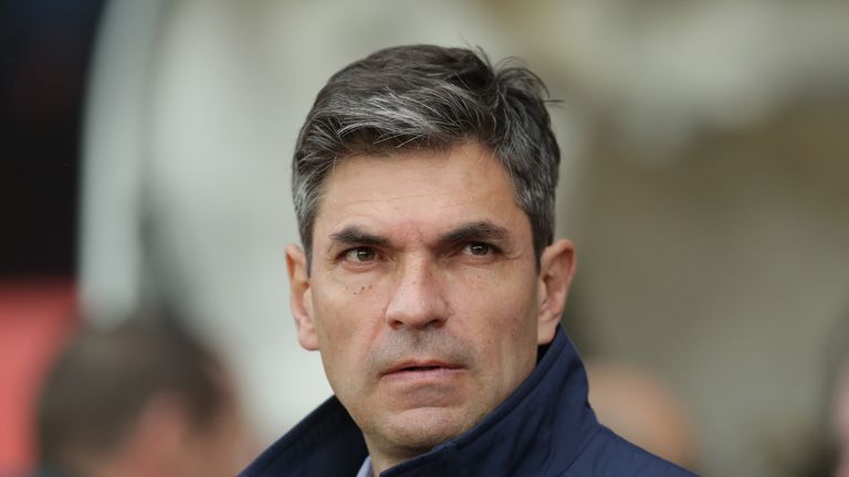 SOUTHAMPTON, ENGLAND - DECEMBER 10:  Mauricio Pellegrino, Manager of Southampton looks on during the Premier League match between Southampton and Arsenal a
