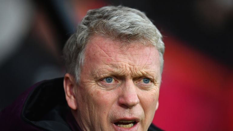 BOURNEMOUTH, ENGLAND - DECEMBER 26:  David Moyes, Manager of West Ham United looks on prior to the Premier League match between AFC Bournemouth and West Ha