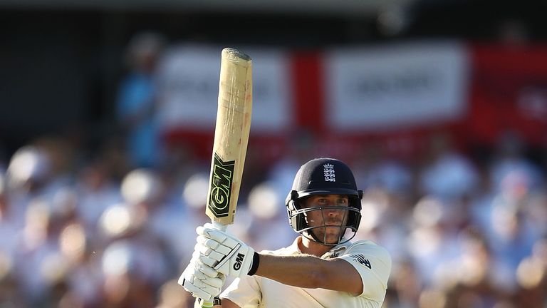 PERTH, AUSTRALIA - DECEMBER 14:  Dawid Malan of England brings up his century during day one of the Third Test match of the 2017/18 Ashes Series between Au