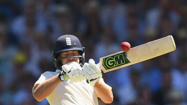 PERTH, AUSTRALIA - DECEMBER 14:  Dawid Malan of England bats during day one of the Third Test match of the 2017/18 Ashes Series between Australia and Engla