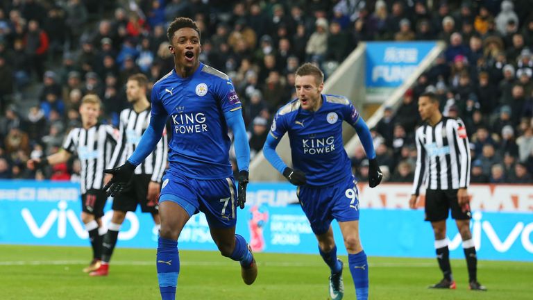 Demarai Gray celebrates scoring Leicester's second goal