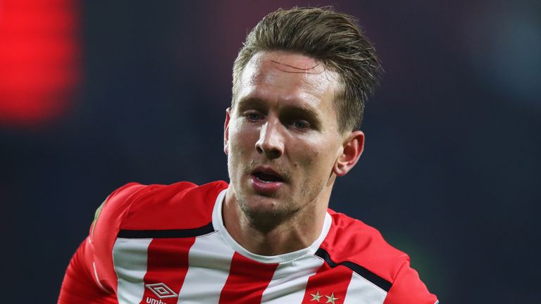 EINDHOVEN, NETHERLANDS - JANUARY 22:  Luuk de Jong of PSV in action during the Dutch Eredivisie match between PSV Eindhoven and SC Heerenveen held at Phili