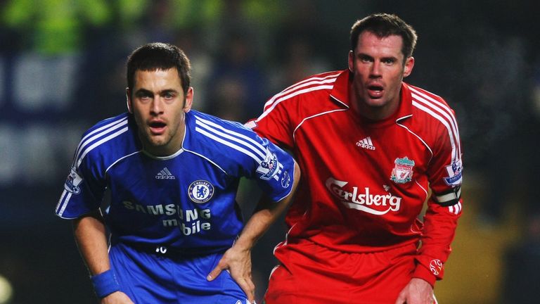 LONDON - DECEMBER 19:  Joe Cole (L) of Chelsea and Jamie Carragher (R) of Liverpool wait for a cross to come in during the Carling Cup Quarter Final match 