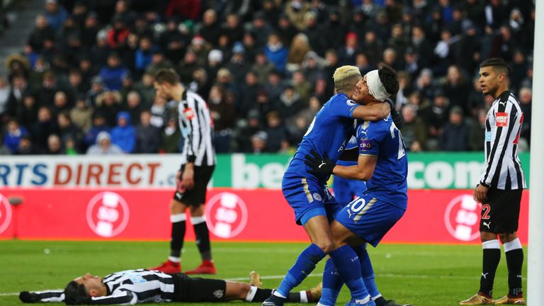 NEWCASTLE UPON TYNE, ENGLAND - DECEMBER 09:  Shinji Okazaki and Riyad Mahrez of Leicester City celebrate after Ayozi Perez of Newcastle United scores an ow