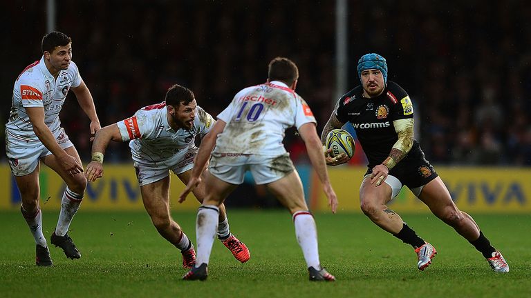 England winger Jack Nowell runs at the Leicester defence