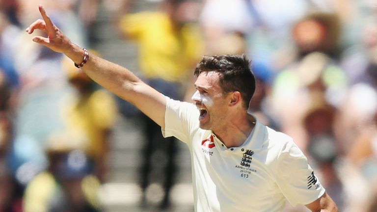 MELBOURNE, AUSTRALIA - DECEMBER 27:  James Anderson of England appeals during day two of the Fourth Test Match in the 2017/18 Ashes series between Australi