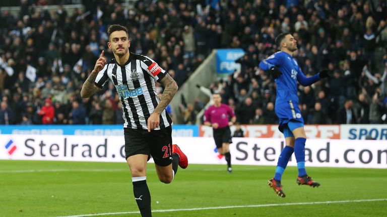 Joselu of Newcastle United celebrates scoring the first goal during the Premier League match v Leicester City