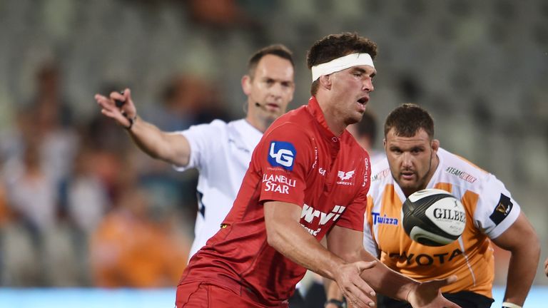 BLOEMFONTEIN, SOUTH AFRICA - DECEMBER 02:  Lewis Rawlins of the Scarlets during the Guinness Pro14 match between Toyota Cheetahs and Scarlets at Toyota Sta