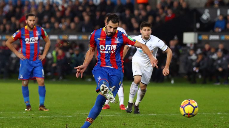 Luka Milivojevic scores from the spot for Crystal Palace