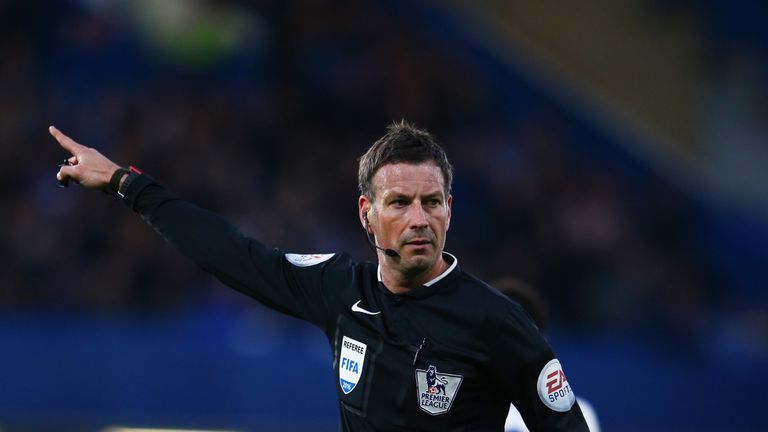 LONDON, ENGLAND - MAY 02:  Referee Mark Clattenburg gives a decision during the Barclays Premier League match between Chelsea and Tottenham Hotspur at Stam