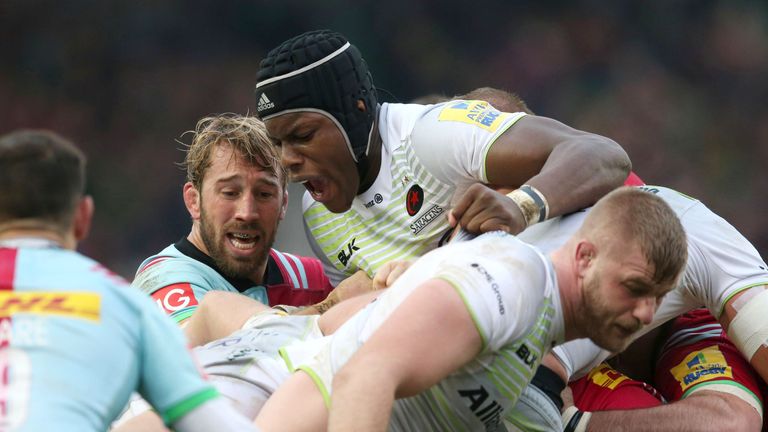 Maro Itoje [centre] picked up an injury during Sunday's Premiership encounter