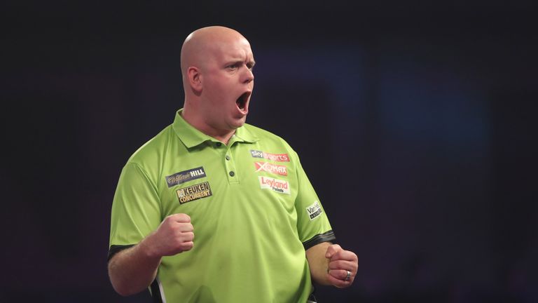 WILLIAM HILL WORLD DARTS CHAMPIONSHIP 2018.ALEXANDRA PALACE,.LONDON.PIC;LAWRENCE LUSTIG.ROUND2.