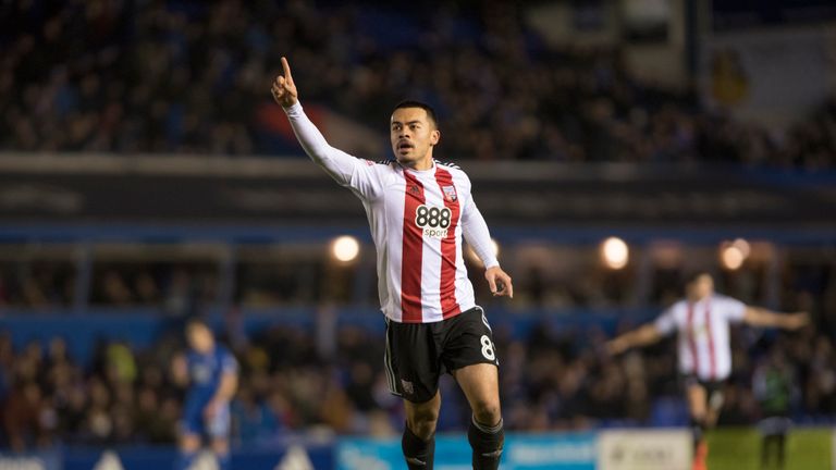 Nico Yennaris