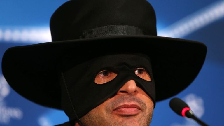Fonseca promised to wear the Zorro mask if Shakhtar made the last 16 of the Champions League