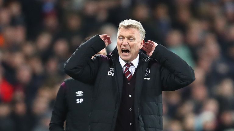 LONDON, ENGLAND - DECEMBER 23: David Moyes, Manager of West Ham United reacts during the Premier League match between West Ham United and Newcastle United 