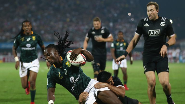  Seabola Senatla scores for the blitbokke