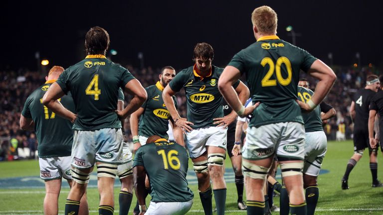 South Africa players look dejected following their heavy defeat to New Zealand