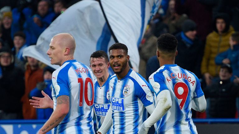 Steve Mounie goal celeb, Huddersfield v Brighton, Premier League