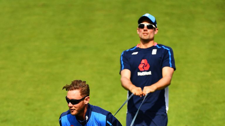 LONDON, ENGLAND - JULY 25:  Alastair Cook (R) and Stuart Broad of England warm up during practice ahead of the 3rd Investec Test between England and South 