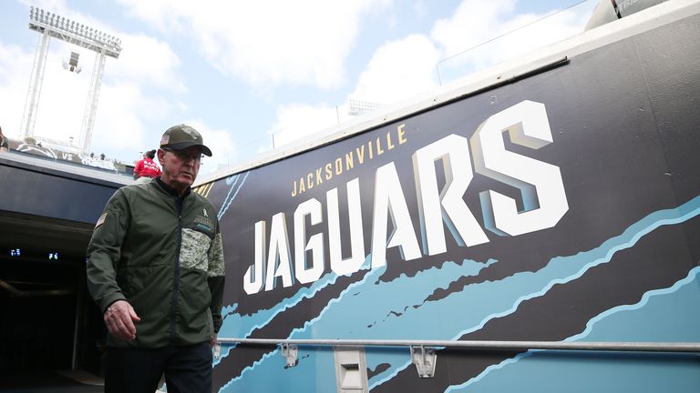 JACKSONVILLE, FL - NOVEMBER 12:  Jacksonville Jaguars executive VP of football operations, Tom Coughlin walks to the field prior to the start of their game
