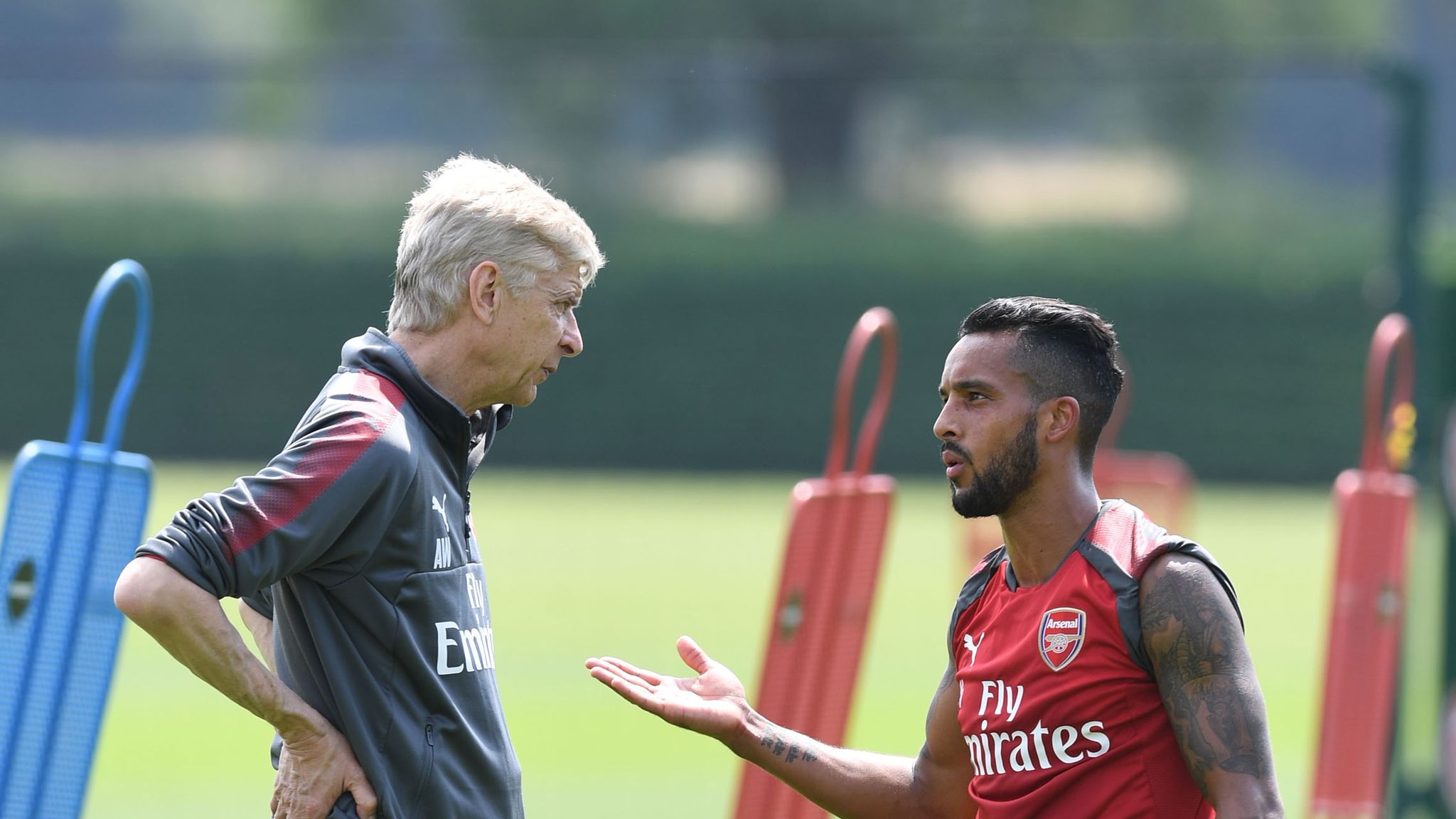 Theo Walcott holds no grudge against Arsene Wenger after Everton move