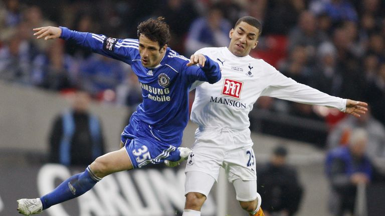 Aaron Lennon (r) playing for Tottenham at the 2008 Carling Cup Final at Wembley, where they beat Chelsea 2-1 after extra time