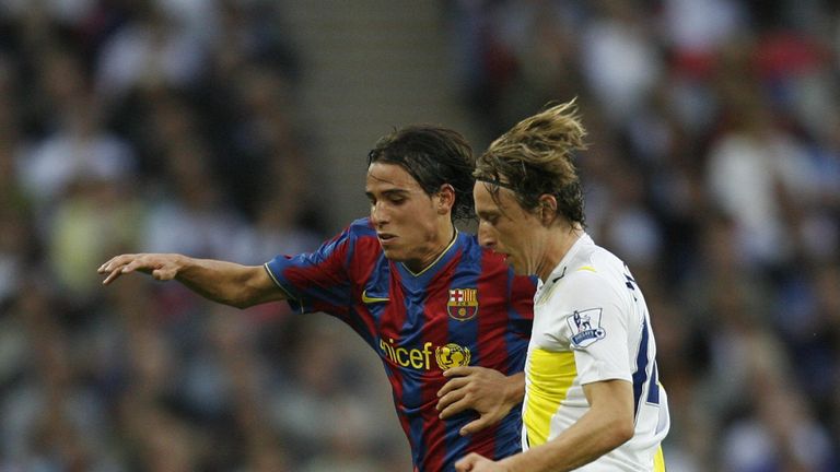 Barcelona's Gai Assulin and Tottenham's Luka Modric during the Wembley Cup competition at Wembley Stadium  in 2009