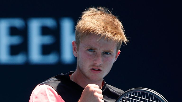 Aidan McHugh will play sixth seed Tseng Chun Hsin for a place in the Australian Open boys' final