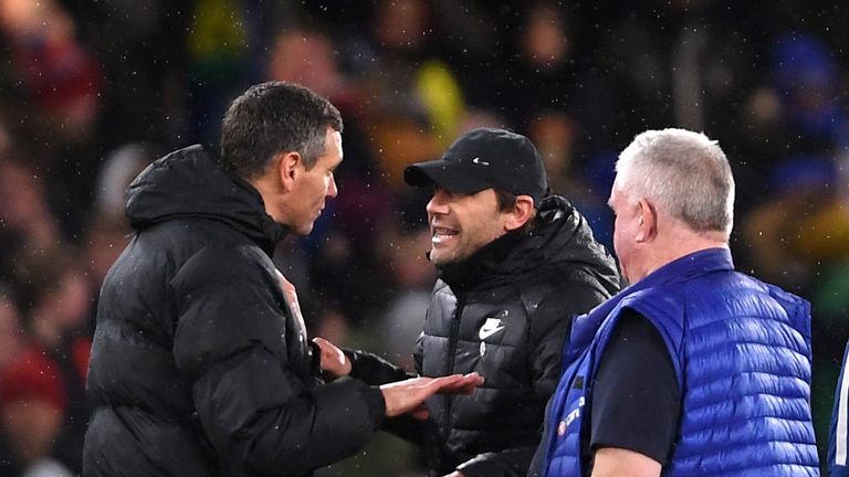 LONDON, ENGLAND - JANUARY 17:  Antonio Conte, Manager of Chelsea argues with the fourth official during The Emirates FA Cup Third Round Replay between Chel
