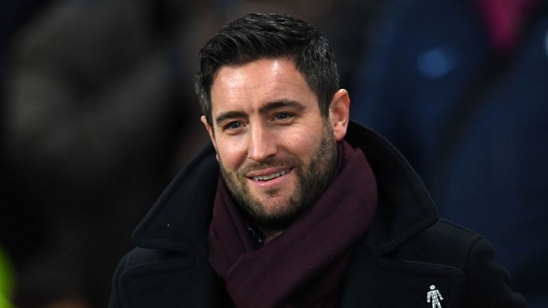 Bristol City's English manager Lee Johnson arrives for the English League Cup semi-final first leg football match between Manchester City and Bristol City 