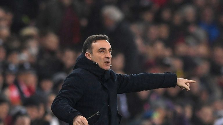 Carlos Carvalhal says some players don't want to come to Swansea