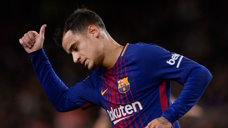 Barcelona's Philippe Coutinho thumbs up during the Spanish league football match between FC Barcelona and Deportivo Alaves at the Nou Camp