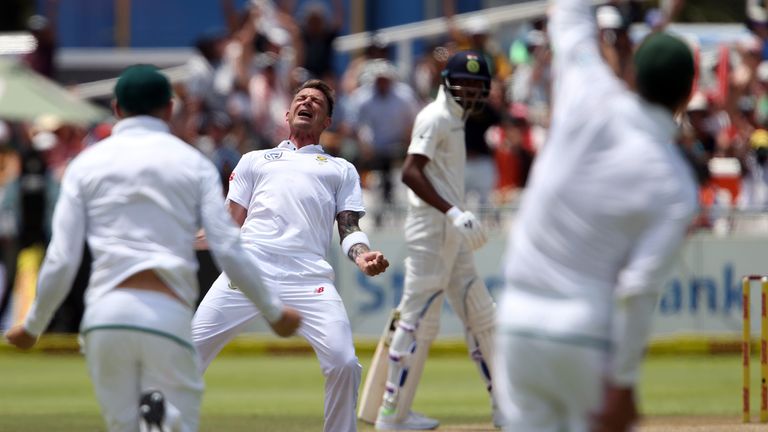 CAPE TOWN, SOUTH AFRICA - JANUARY 06: Dale Steyn reacts during day 2 of the 1st Sunfoil Test match between South Africa and India at PPC Newlands on Januar