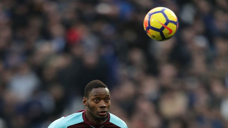 Crystal Palace have agreed a fee with West Ham for Diafra Sakho, according to Sky sources