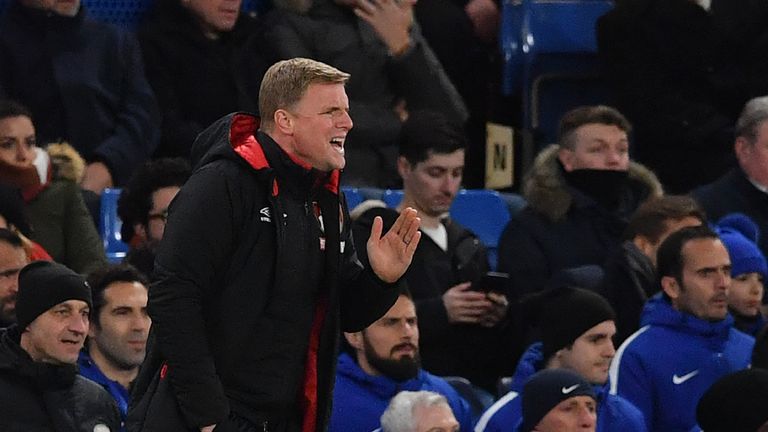 Bournemouth's English manager Eddie Howe gestures during the English Premier League football match between Chelsea and Bournemouth at Stamford Bridge in Lo