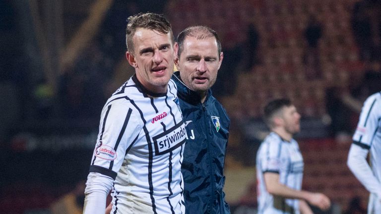 Dunfermline's Dean Shiels with Allan Johnston after the win over Falkirk