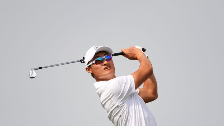 DUBAI, UNITED ARAB EMIRATES - JANUARY 28:  Haotong Li of China tees off on the 4th hole during the final round on day four of the Omega Dubai Desert Classi