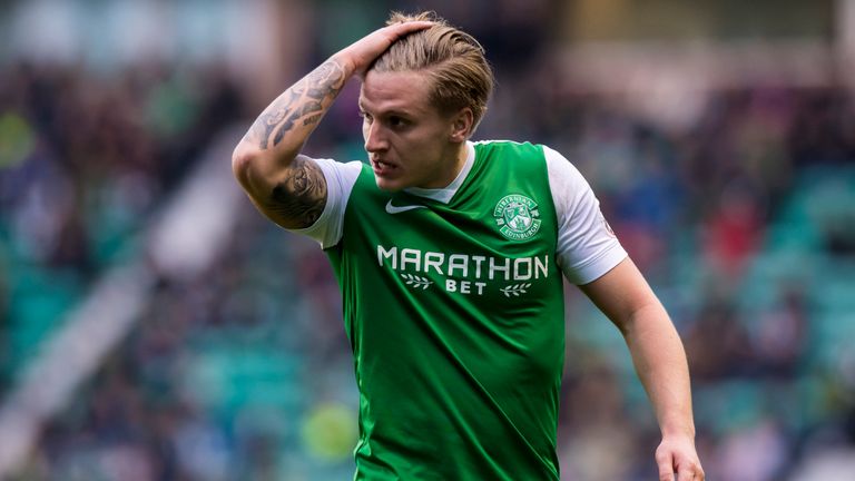 Cummings scored 71 goals in 150 appearances for Hibs 