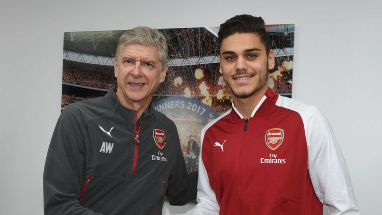 Konstantinos Mavropanos and Arsene Wenger