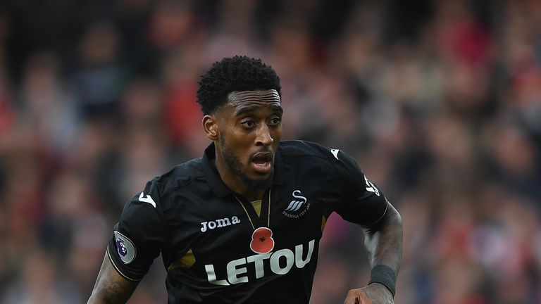 LONDON, ENGLAND - OCTOBER 28:  Leroy Fer of Swansea City in action during the Premier League match between Arsenal and Swansea City at Emirates Stadium