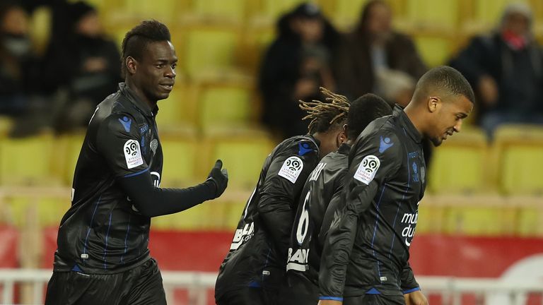 Nice's Italian forward Mario Balotelli (L) celebrates after scoring a goalduring the French L1 football match Monaco vs Nice on January 16, 2018 at the "Lo