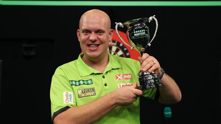 UNIBET MASTERS 2018.ARENA MK,MILTON KEYNES.PIC;LAWRENCE LUSTIG.FINAL.MICHAEL VAN GERWEN V RAYMOND VANBARNEVELD.MICHAEL VAN GERWEN wins.