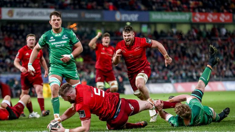 Munster got back to winning ways with a five-try home victory
