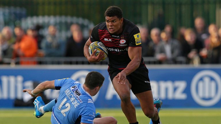BARNET, ENGLAND - OCTOBER 28: Nathan Earle of Saracens runs in to score a try during the Aviva Premiership match between Saracens and London Irish at Allia