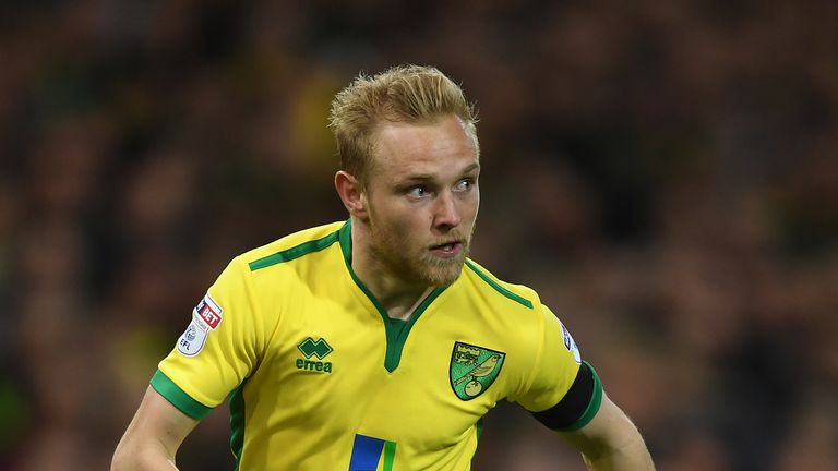 NORWICH, ENGLAND - APRIL 21:  Alex Pritchard of Norwich in action during the Sky Bet Championship match between Norwich City and Brighton & Hove Albion at 
