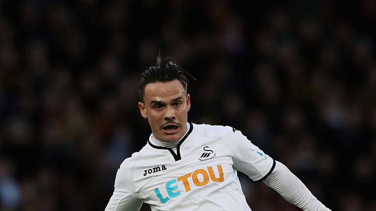 WATFORD, ENGLAND - DECEMBER 30:  Roque Mesa of Swansea City in action during the Premier League match between Watford and Swansea City at Vicarage Road on 