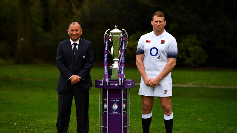 Eddie Jones and Dylan Hartley pose with the Six Nations trophy