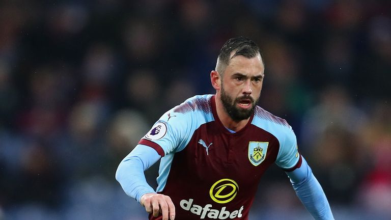 BURNLEY, ENGLAND - DECEMBER 09: Steven Defour of Burnley in action d